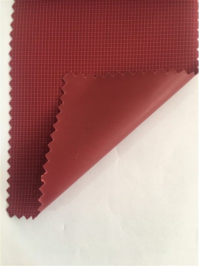 JS-CNYI-陽離子一分格 PVC-15 尼龍面料  背囊/雨衣面料    防水 防油 圍裙布料 45度照